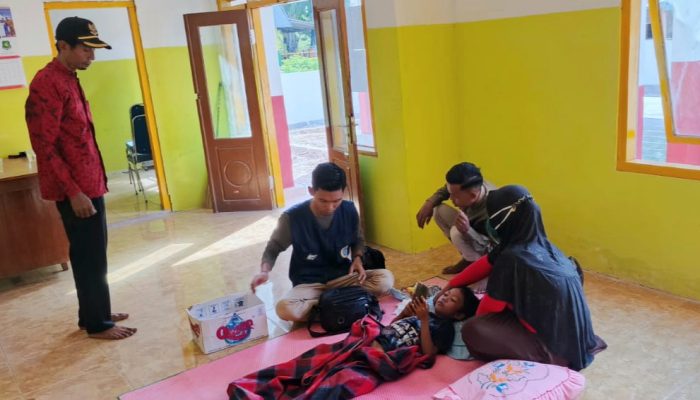 Semarak HUT Ke-79 RI, Kartar Desa Saur Saebus Gelar Khitanan Gratis