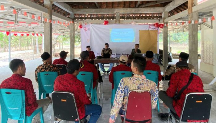 Dorong Etos Kerja Perangkat Desa, Mahasiswa KKN STKIP PGRI Sumenep Gelar Workshop