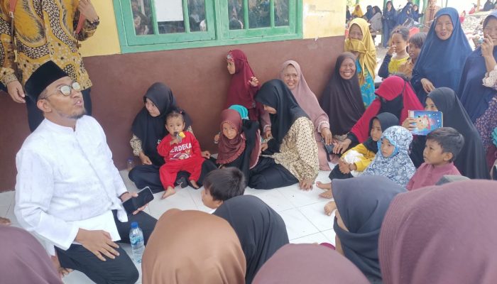 Achmad Fauzi Wongsojudo Semakin Akrab dengan warga Kepulauan Sapeken