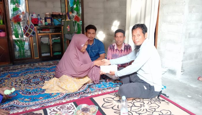 Lewat Relawan Faham, Achmad Fauzi Wongsojudo Santuni Nelayan Sapeken yang Mengalami Kecelakaan Laut