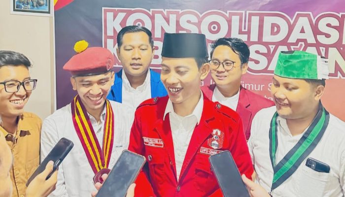 Rumah Kebangsaan Jatim Gelar Konsolidasi, Hendra Prayogi dikukuhkan Menjadi Kepala Baru