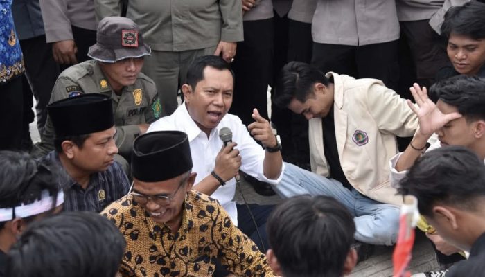 Aksi BEMSU Menyoal Ketimpangan Data Bansos, Begini Respon Ketua Komisi IV DPRD Sumenep