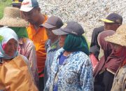 “Baju Ini Saya Temukan di Tempat Sampah”