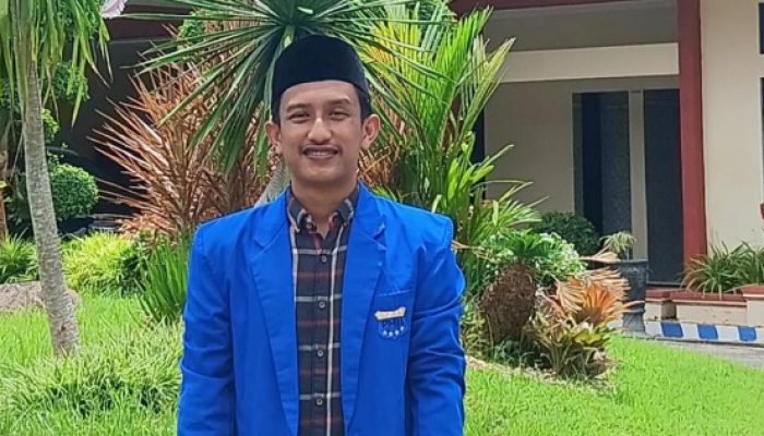 Kembali ke UNIBA Madura, Prof. Achsanul Qosasi Disambut Hangat Alumni PMII