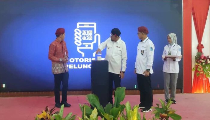 Bank BPRS Bhakti Sumekar Launching BBS Sekolah dan Talkshow Literasi Keuangan Syariah
