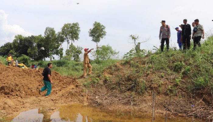 Hasil Kapolres Sumenep Tinjau Tanggul Jebol di Desa Patean Diduga Ada Unsur Kesengajaan