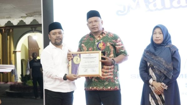 Desa Pagerungan Kecil Dinobatkan sebagai Desa Inspiratif Pemanfaatan Energi Terbarukan dalam SMSI Award 2025