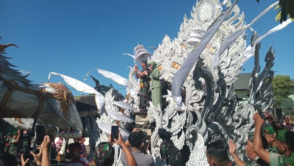 Kunjungan Pangdam V/Brawijaya ke Sumenep Diwarnai Musik Tong-Tong dan Ul-Daul