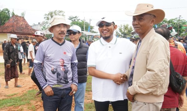 Kerapan Sapi Rebutkan Piala Bupati Sumenep 2025, 64 Pasang Sapi Adu Cepat di Stadion Giling