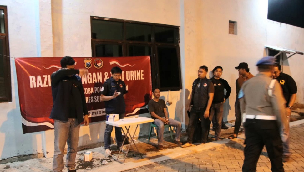 Polda Jatim dan Polres Sumenep Gelar Razia Gabungan di Pelabuhan Kalianget, Antisipasi Peredaran Narkoba Antar Pulau