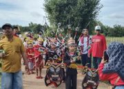 Karnaval Budaya Madrasah Al Islamiyah Pakondang Suguhkan Parade Nusantara yang Spektakuler