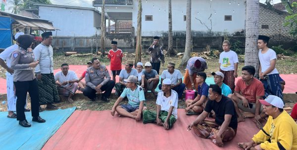 Ops Patuh Semeru 2025, Polantas Sumenep Ajak Warga Desa Dasuk Tertib Berlalu Lintas