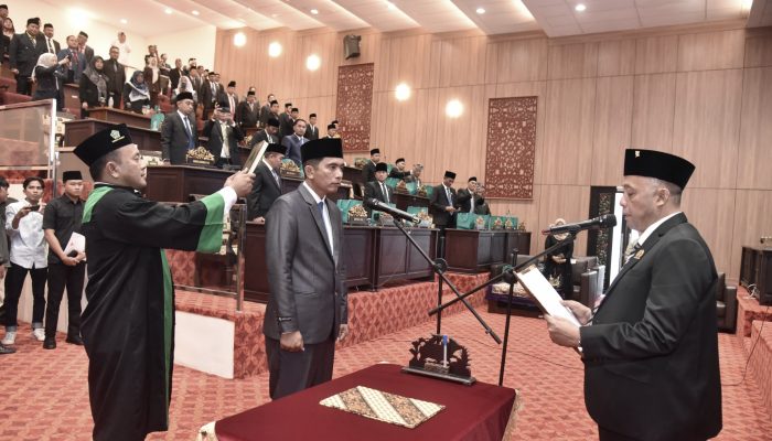 Hairul Anam Resmi Dilantik Jadi Anggota DPRD Sumenep Gantikan Bambang Eko Iswanto