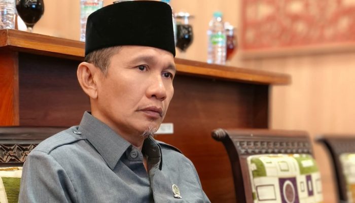 DPRD Sumenep Mendesak Pencabutan Izin Agen Jika Terbukti Tahan Kartu KPM PKH di Sapeken
