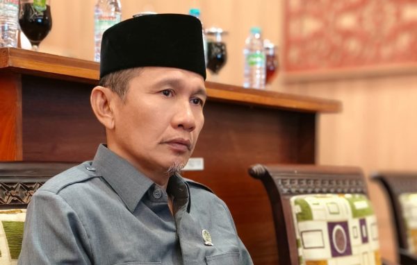 DPRD Sumenep Mendesak Pencabutan Izin Agen Jika Terbukti Tahan Kartu KPM PKH di Sapeken