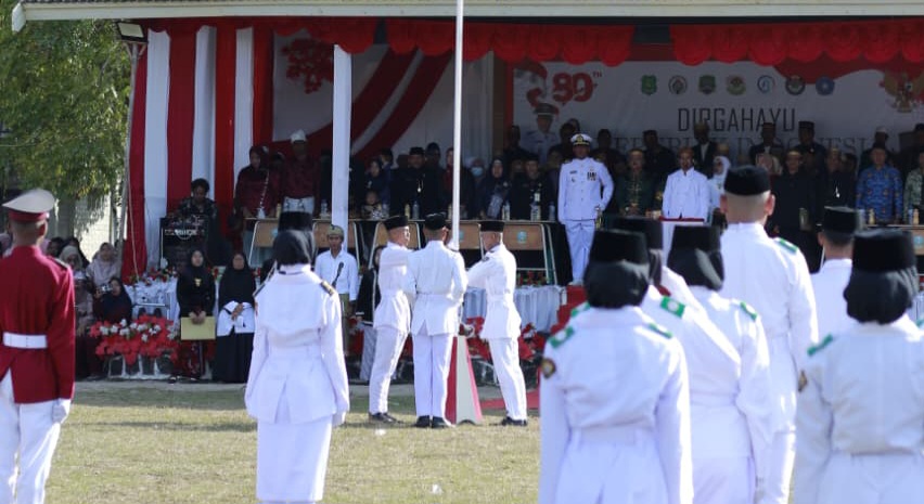 Upacara HUT ke-80 RI di Pulau Pagerungan Besar Berlangsung Khidmat dan Meriah