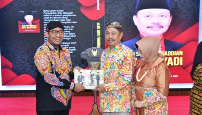 Pisah Kenang Sekda Sumenep, Edi Rasiyadi: Malam Penuh Haru di Pendopo Keraton