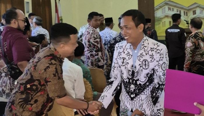 Tanggapan Dr Asmoni atas Peralihan Status ke Universitas PGRI Sumenep