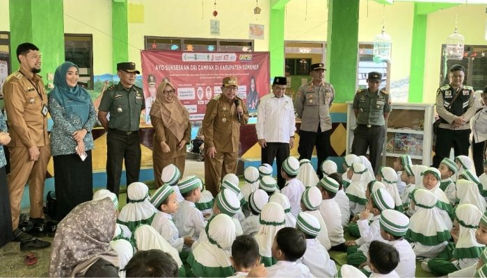 Wabup Imam Hasyim Pantau Langsung Imunisasi Massal Campak di Sumenep