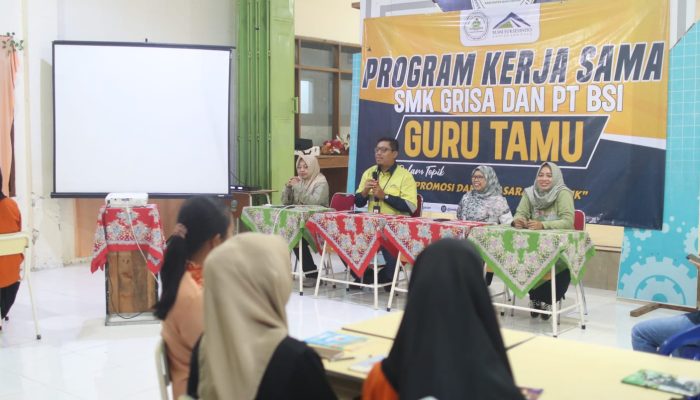 Kelas Ilmu Terapan PT BSI Dukung Pengembangan Kompetensi Siswa SMK Banyuwangi