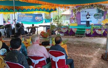 Kades Juruan Daya Tegaskan Komitmen Majukan Pantai Galung untuk Pertumbuhan Ekonomi Warga