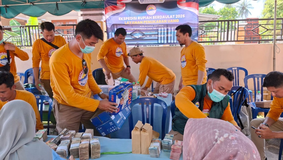 Warga Pagerungan Kecil Antusias Ekspedisi Rupiah Berdaulat Hadir di Kepulauan