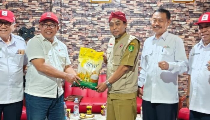 PMI Jawa Timur Salurkan Bantuan untuk Warga Terdampak Gempa di Sumenep
