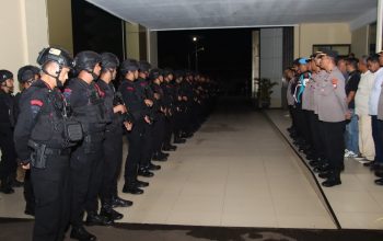 Polres Sumenep Gelar Apel Sambut Pasukan Brimob untuk Amankan Situasi di Kepulauan Kangean
