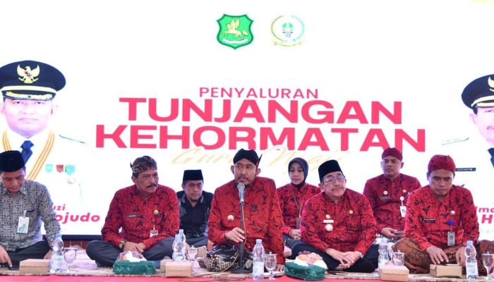 Pemkab Sumenep Salurkan Tunjangan Kehormatan bagi 1.225 Guru Ngaji
