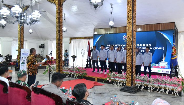 PWI Sumenep Resmi Dilantik, Teguhkan Komitmen Profesionalisme Pers dan Kolaborasi Pembangunan Daerah