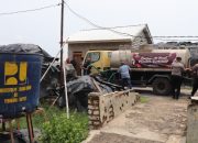 Polres Sumenep Salurkan Bantuan Air Bersih ke Warga Pinggirpapas yang Terdampak Gangguan PDAM