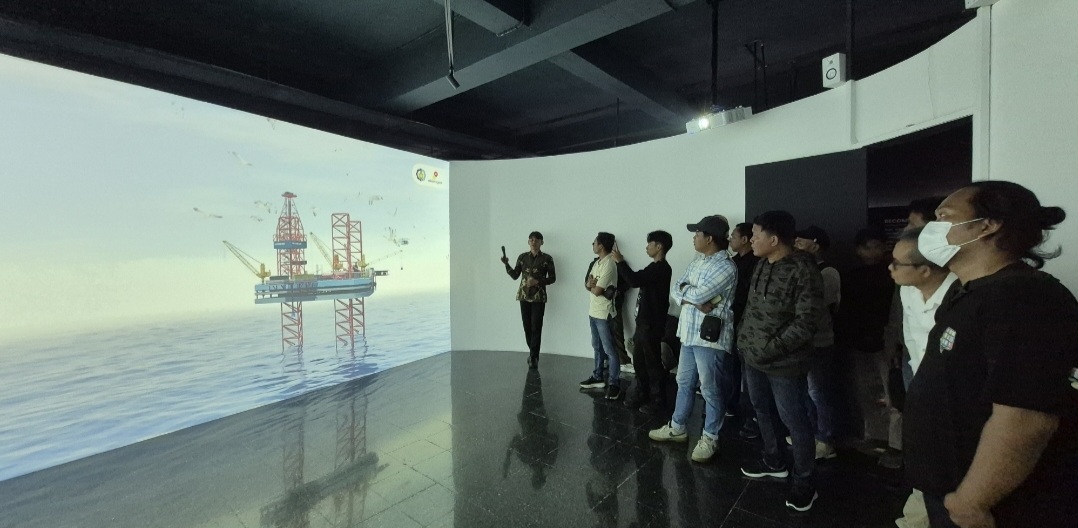 Perpustakaan ITS Jadi Pusat Literasi Energi, Jurnalis Sumenep Dapat Inspirasi Baru