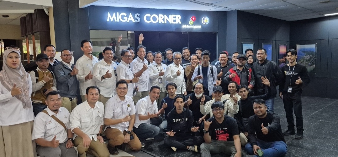 Media Sumenep Kunjungi ITS, Pelajari Edukasi Migas di “Migas Corner”
