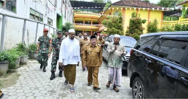Wabup Sumenep Tinjau Penanganan Banjir Tahunan di Pondok Pesantren Al Amien Putri Prenduan