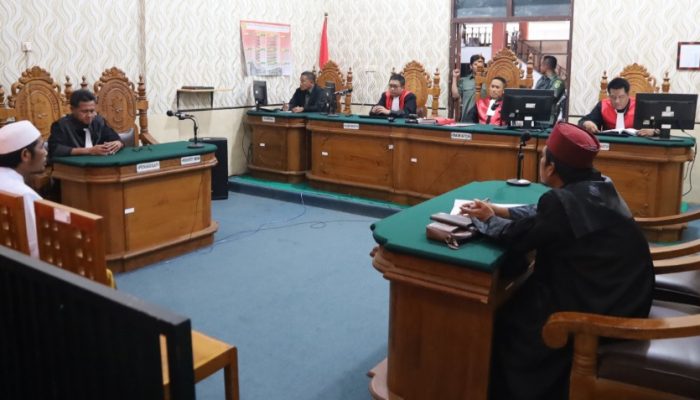 Hakim PN Sumenep Vonis 20 Tahun Penjara Pengasuh Ponpes di Kangean dalam Kasus Kejahatan Seksual Anak