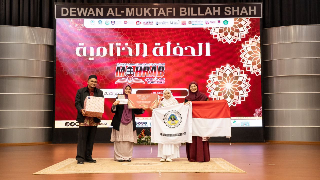 Hadiah Hari Bahasa Arab Sedunia; Santri Annuqayah Lubangsa Putri Juara 1 Khithobah International MIHRAB 2.0 di Malaysia.