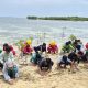 SKK Migas-KEI Bersama Pelajar dan Pemuda Hijaukan Pesisir Empat Pulau di Kepulauan Sapeken