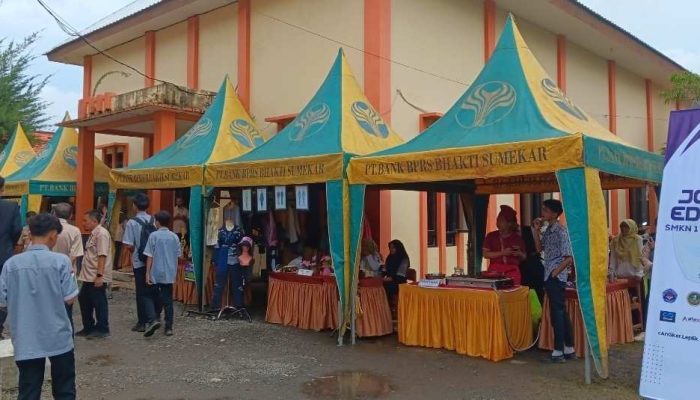 SMKN 1 Sumenep Hadirkan Perguruan Tinggi dan Industri Untuk Memberikan Pilihan Karier Kepada Siswa