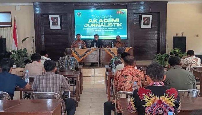 PWI Sumenep Resmikan Akademi Jurnalistik sebagai Ruang Edukasi dan Dialog Pers