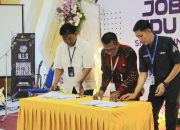 Puncak Job and Edu Fair SMKN 1 Sumenep Ditandai Teken MoU dengan Delapan DUDIKA