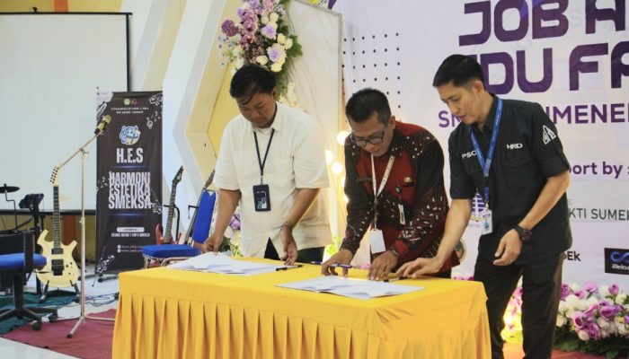 Puncak Job and Edu Fair SMKN 1 Sumenep Ditandai Teken MoU dengan Delapan DUDIKA