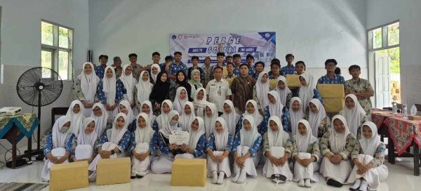 Menanam Nilai Perdamaian di Ujung Timur Madura: Peace Goes to School Hadir di SMAN 1 Gapura Sumenep