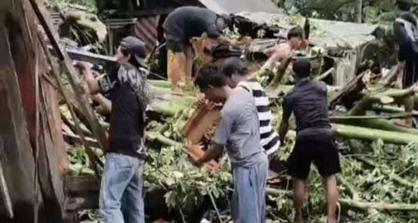 Angin Kencang Robohkan Rumah Warga di Kepulauan Sapeken, BPBD: Bantuan Stimulan Setelah Laporan Resmi