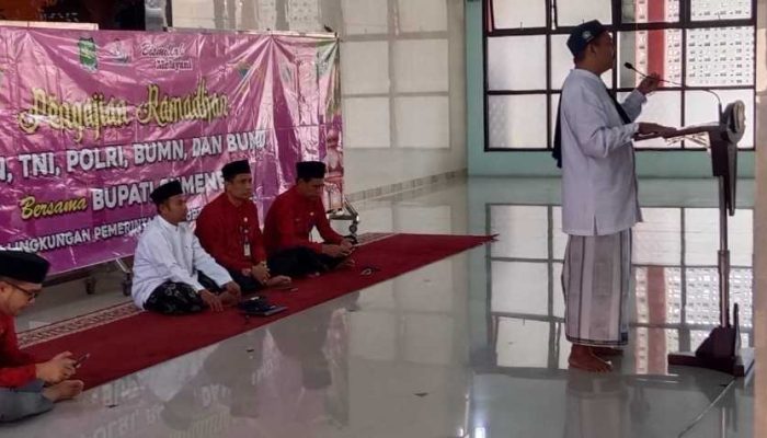 Pengajian Ramadan Pemkab Sumenep, Kiai Sudiharso Ajak Umat Ubah Pola Pikir dalam Beribadah