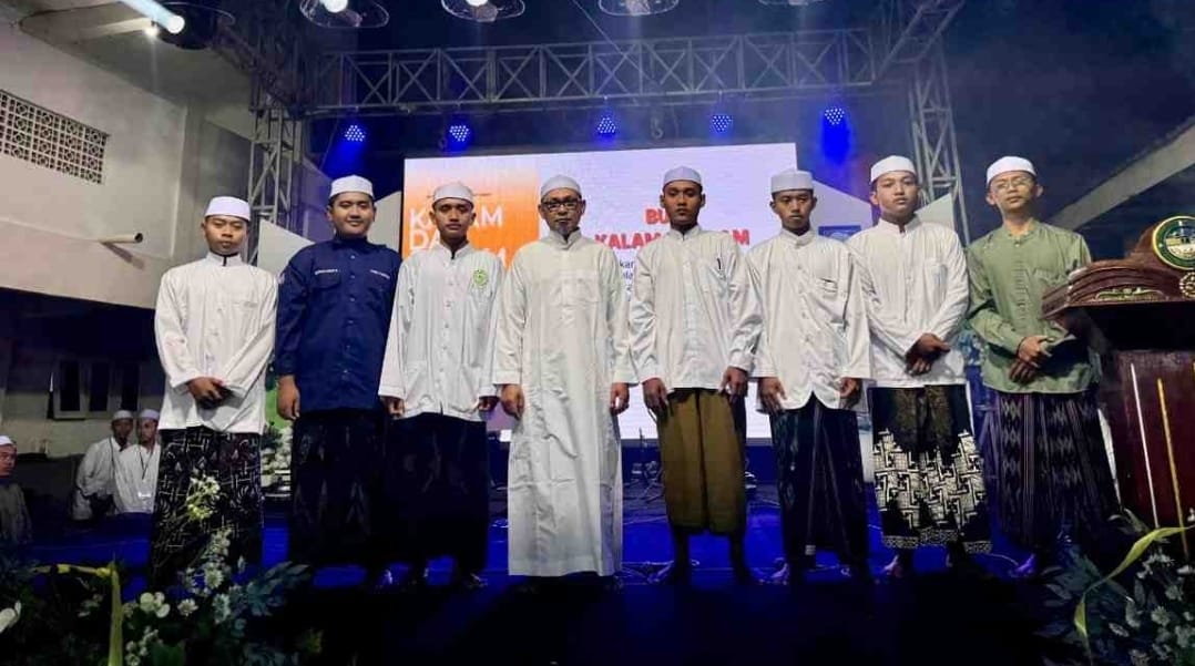 IMADA Dorong Tradisi Literasi Pesantren Lewat Peluncuran Buku Qolam dan Kalam