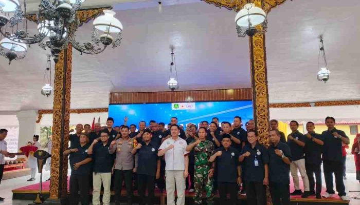 Pengkab Sumenep PBVSI 2025–2029 Resmi Dilantik di Pendopo Agung Keraton Sumenep, Syamsul Muarif: Kami Siap Cetak Prestasi
