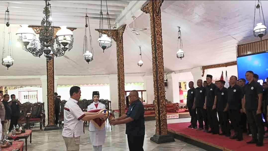 Pengkab Sumenep PBVSI 2025–2029 Resmi Dilantik di Pendopo Agung Keraton Sumenep, Syamsul Muarif: Kami Siap Cetak Prestasi