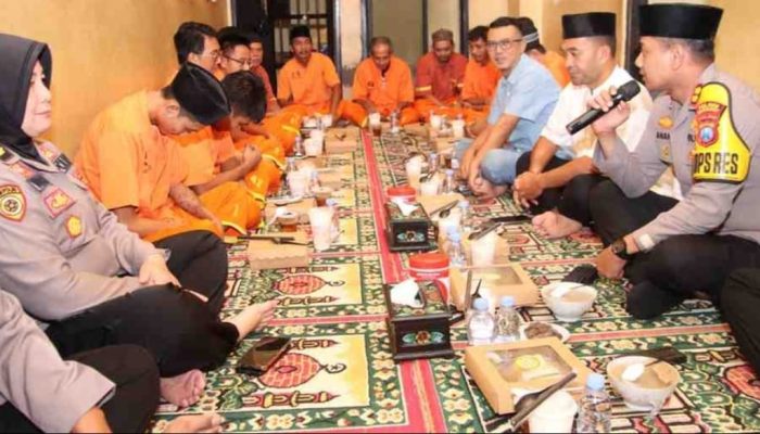 Kapolres Sumenep Buka Puasa Bersama Tahanan, Wujudkan Pendekatan Humanis