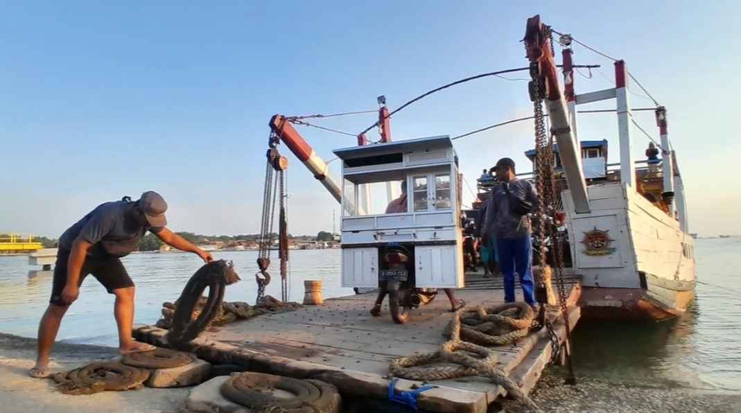 Pengguna Jasa Keluhkan Tarif Tongkang, Disperkimhub Sumenep Bakal Mengklarifikasi