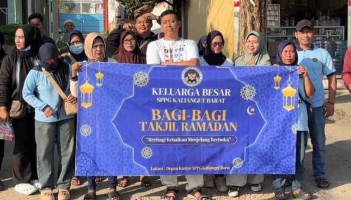 SPPG Kalianget Barat Berbagi Takjil Gratis, Santunan dan Parcel untuk Warga serta Sekolah